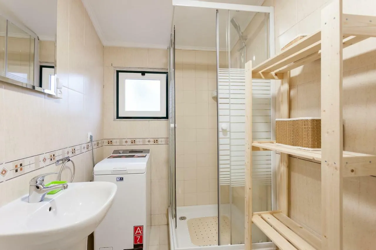 Flh Bairro Alto Stylish Apartment Lisbona